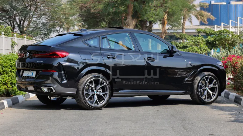 2026 بي ام دبليو الفئة اكس 6 إم