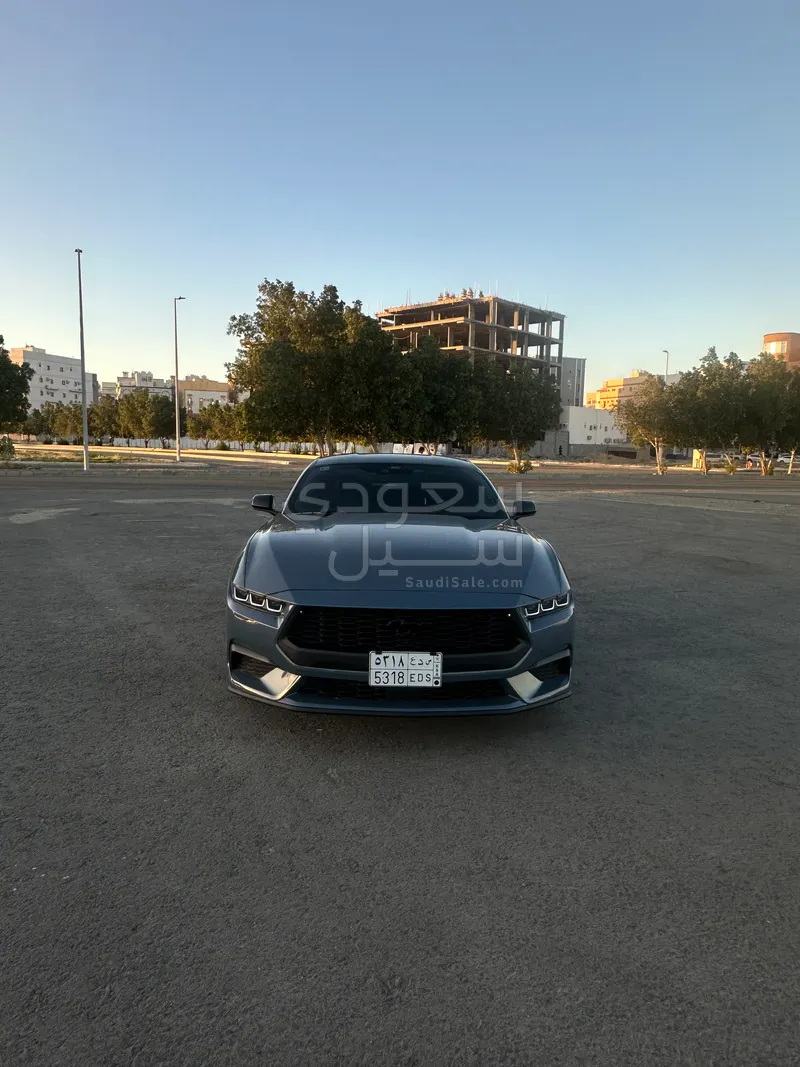 2025 فورد موستانغ