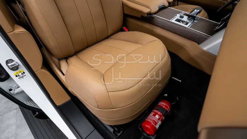 2023 Land Rover Range Rover HSE