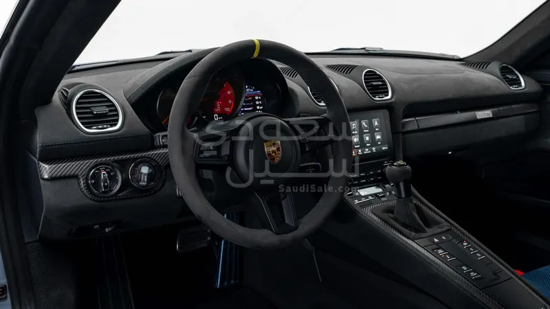 2022 Porsche Cayman GT4 RS