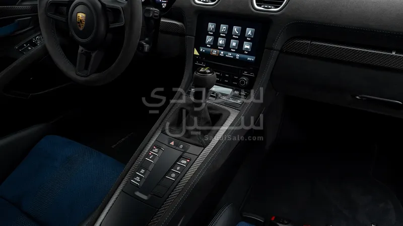 2022 Porsche Cayman GT4 RS