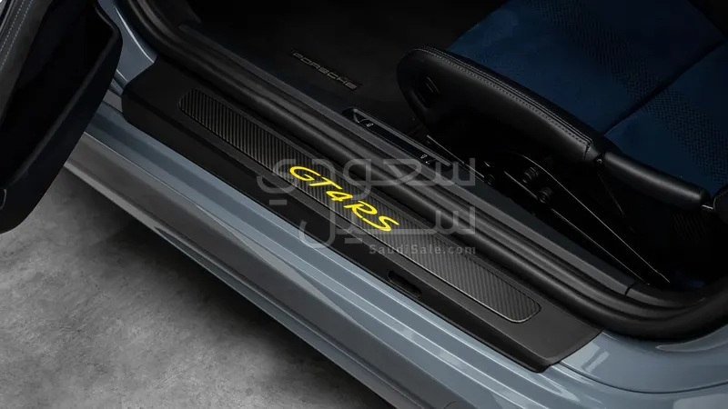 2022 Porsche Cayman GT4 RS