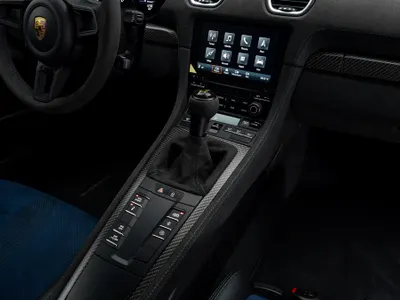 2022 Porsche Cayman GT4 RS