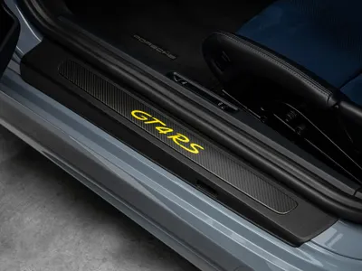 2022 Porsche Cayman GT4 RS