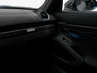 2022 Porsche Cayman GT4 RS