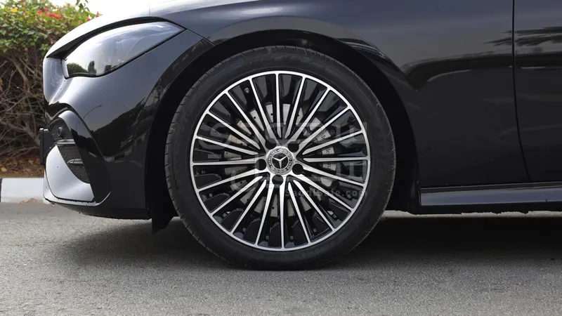 2026 مرسيدس - بنز سي إل إي 200