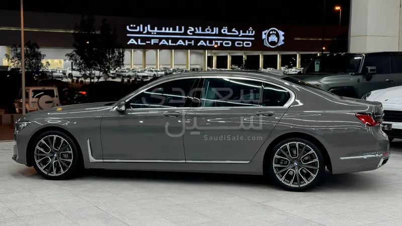 2020 BMW 7 Series 730Li