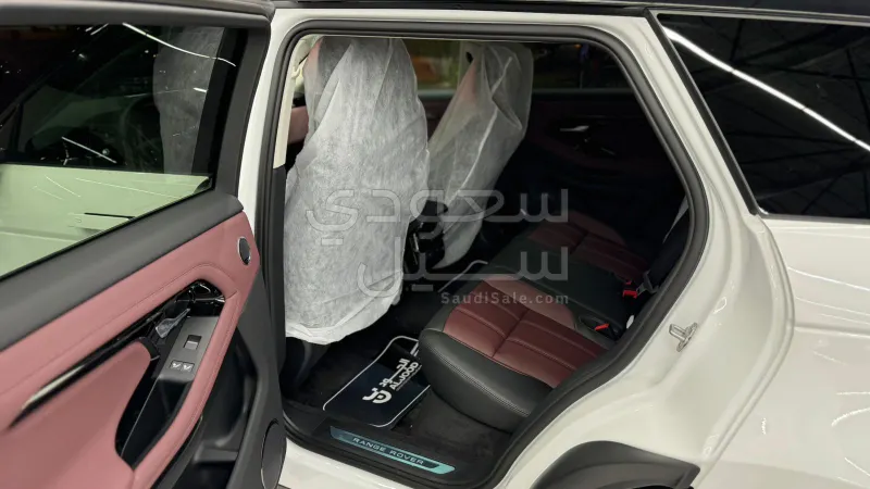 2025 Land Rover Range Rover Evoque