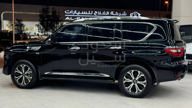 2023 Nissan Patrol Titanium