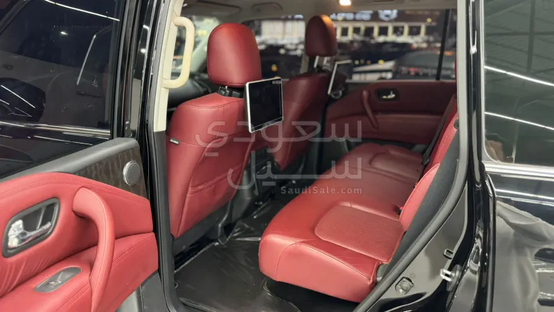 2023 Nissan Patrol Titanium