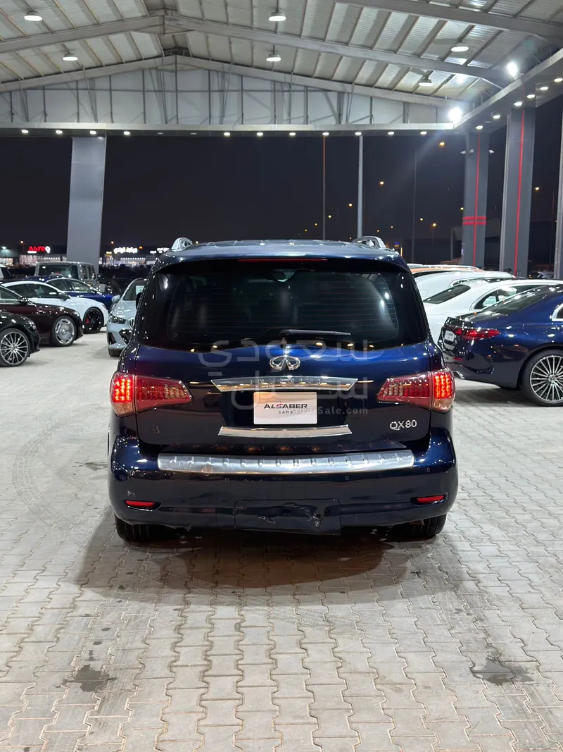 2016 انفينيتي كيو اكس 80