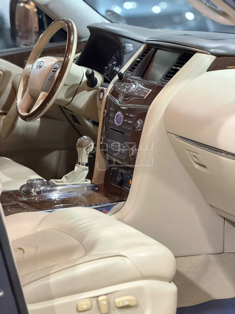 2016 انفينيتي كيو اكس 80