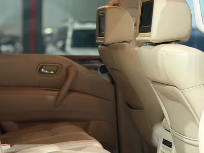 2016 انفينيتي كيو اكس 80