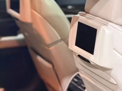 2011 بي ام دبليو الفئة السابعة 750 إل أي