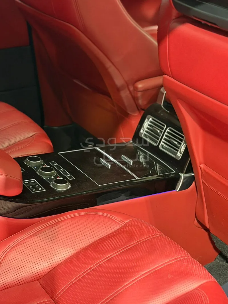 2015 لاند روفر رينج روفر اوتوبيوغرافي