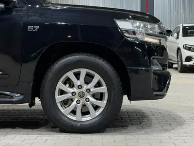 2016 تويوتا لاند كروزر في اكس ار