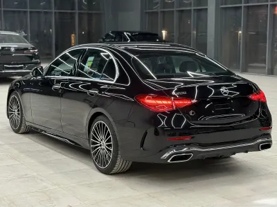 2025 Mercedes-Benz C 200 AMG