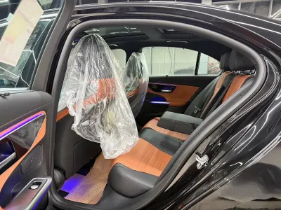 2025 Mercedes-Benz C 200 AMG