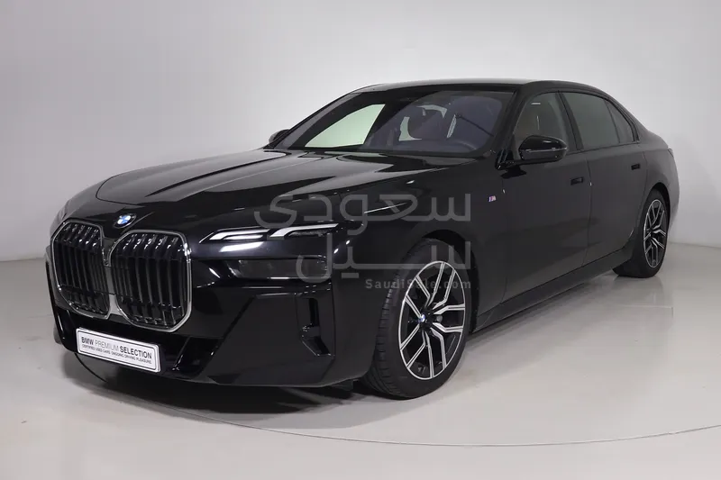 2026 بي ام دبليو الفئة السابعة 735أي
