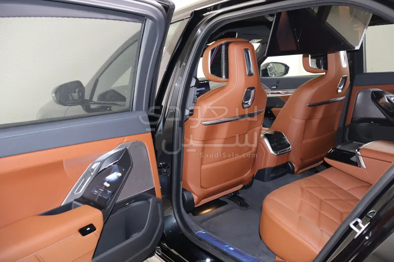 2026 بي ام دبليو الفئة السابعة 735أي