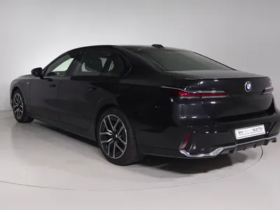 2026 بي ام دبليو الفئة السابعة 735أي