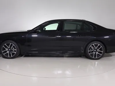 2026 بي ام دبليو الفئة السابعة 735أي