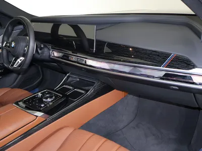 2026 بي ام دبليو الفئة السابعة 735أي