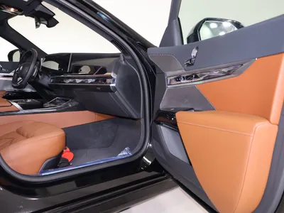 2026 بي ام دبليو الفئة السابعة 735أي