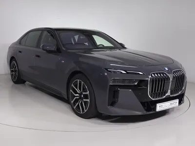 2026 بي ام دبليو الفئة السابعة 735أي