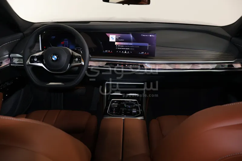 2026 بي ام دبليو الفئة السابعة 735أي