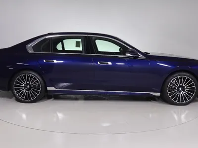 2026 بي ام دبليو الفئة السابعة 735أي