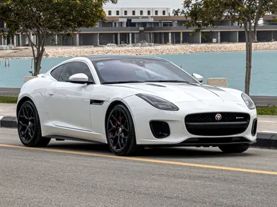 2019 جاكوار اف-تايب بي 300