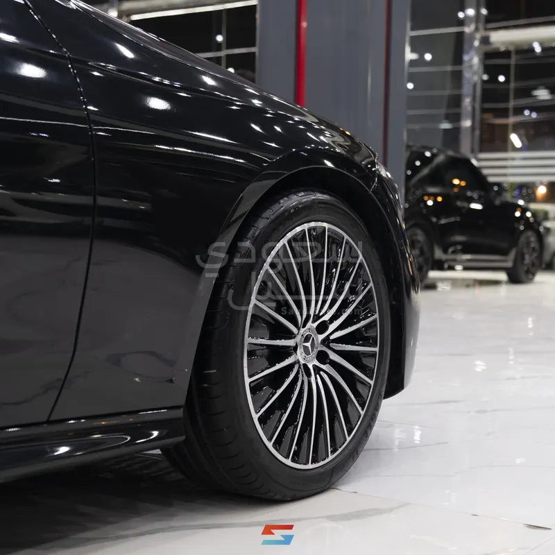 2025 مرسيدس - بنز سي إل إي 200