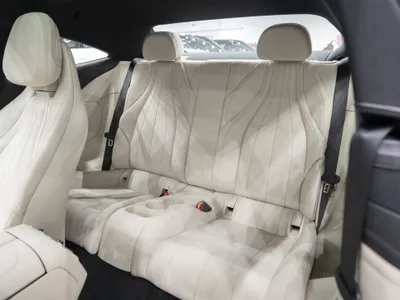 2025 مرسيدس - بنز سي إل إي 200