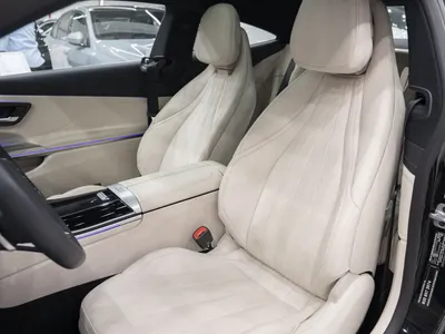 2025 مرسيدس - بنز سي إل إي 200