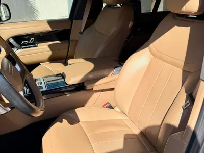 2022 لاند روفر رينج روفر فوج