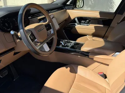 2022 لاند روفر رينج روفر فوج