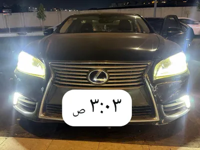 2015 لكزس إل إس 600إتش إل