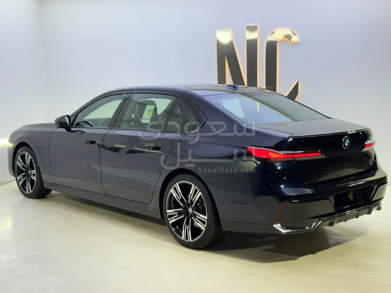 2026 BMW 7 Series 735i