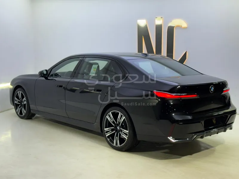 2026 BMW 7 Series 735i