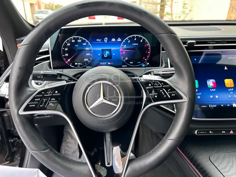 2024 مرسيدس - بنز إي 200
