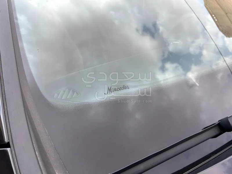 2024 مرسيدس - بنز إي 200