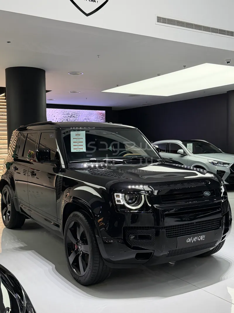 2025 لاند روفر ديفيندر اكس 110