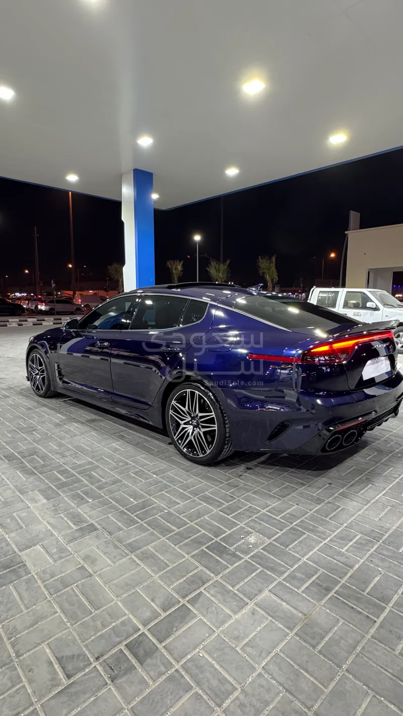 2023 كيا ستينجر جي تي