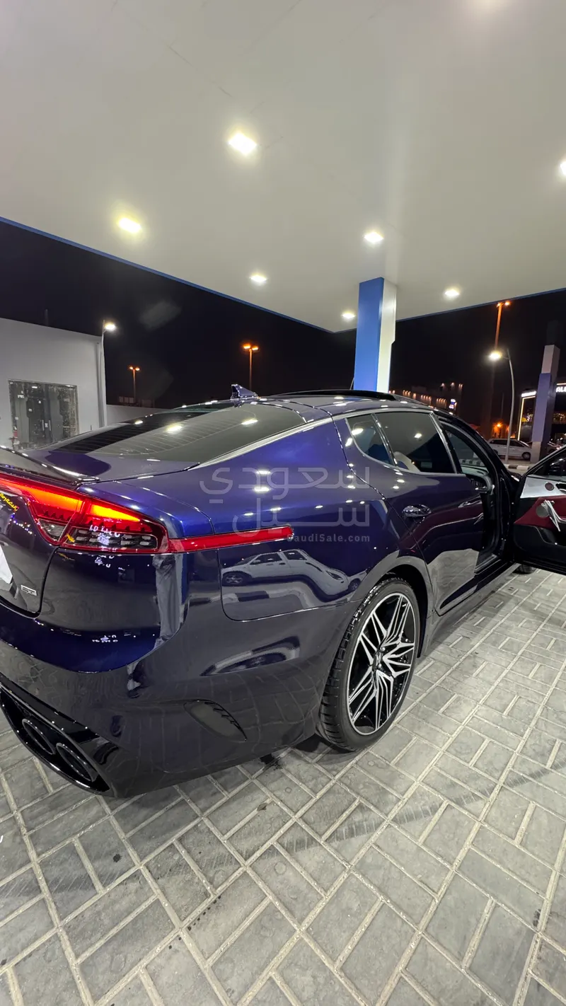 2023 كيا ستينجر جي تي