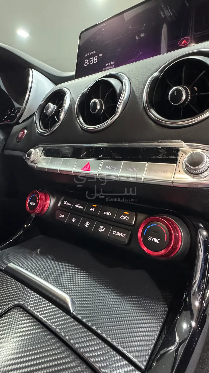 2023 كيا ستينجر جي تي