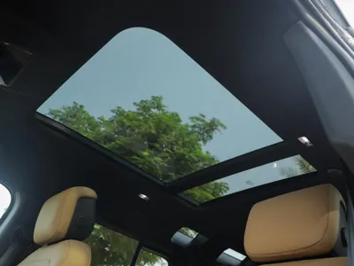 2025 لاند روفر ديفيندر اكس 110