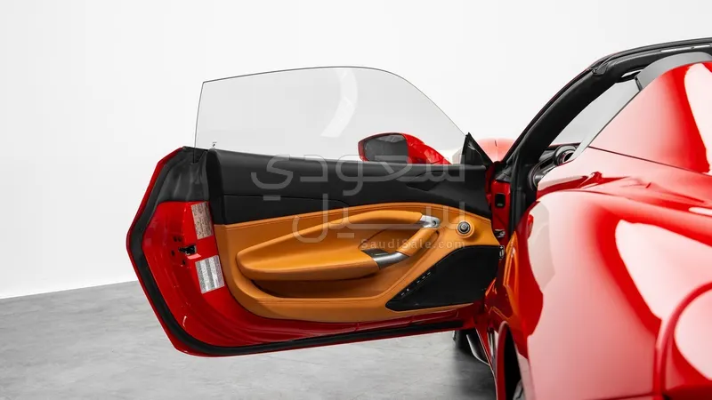 2021 فيراري اف 8 سبايدر