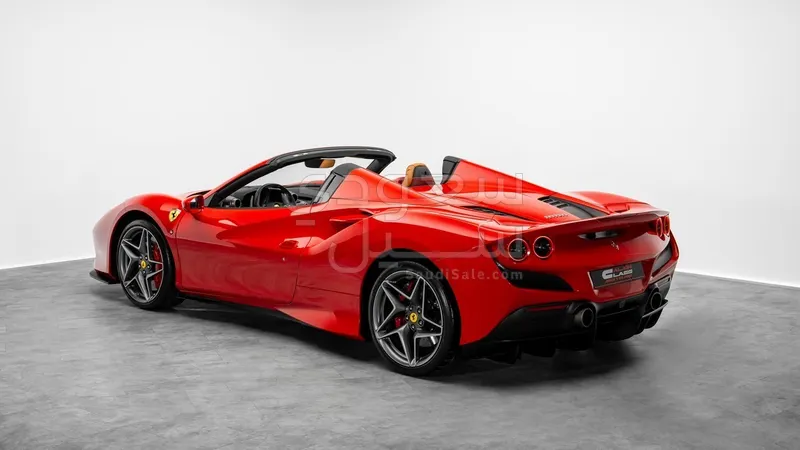 2021 فيراري اف 8 سبايدر
