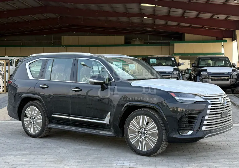 2026 لكزس إل إكس 600